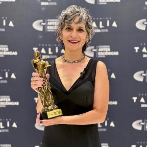 La obra ALGODÓN DE AZÚCAR ganadora a Mejor Espectáculo Latinoamericano de Artes Escénicas en España. Noticias en tiempo real